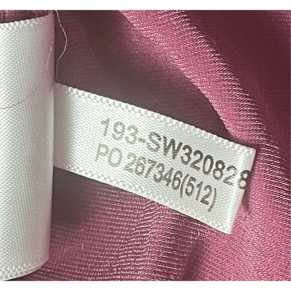 TOMMY BAHAMA‎ Medium Silk Blend Crushed Velvet Red/Pink Top 3/4 Sleeve Tie Neck - Picture 7 of 8